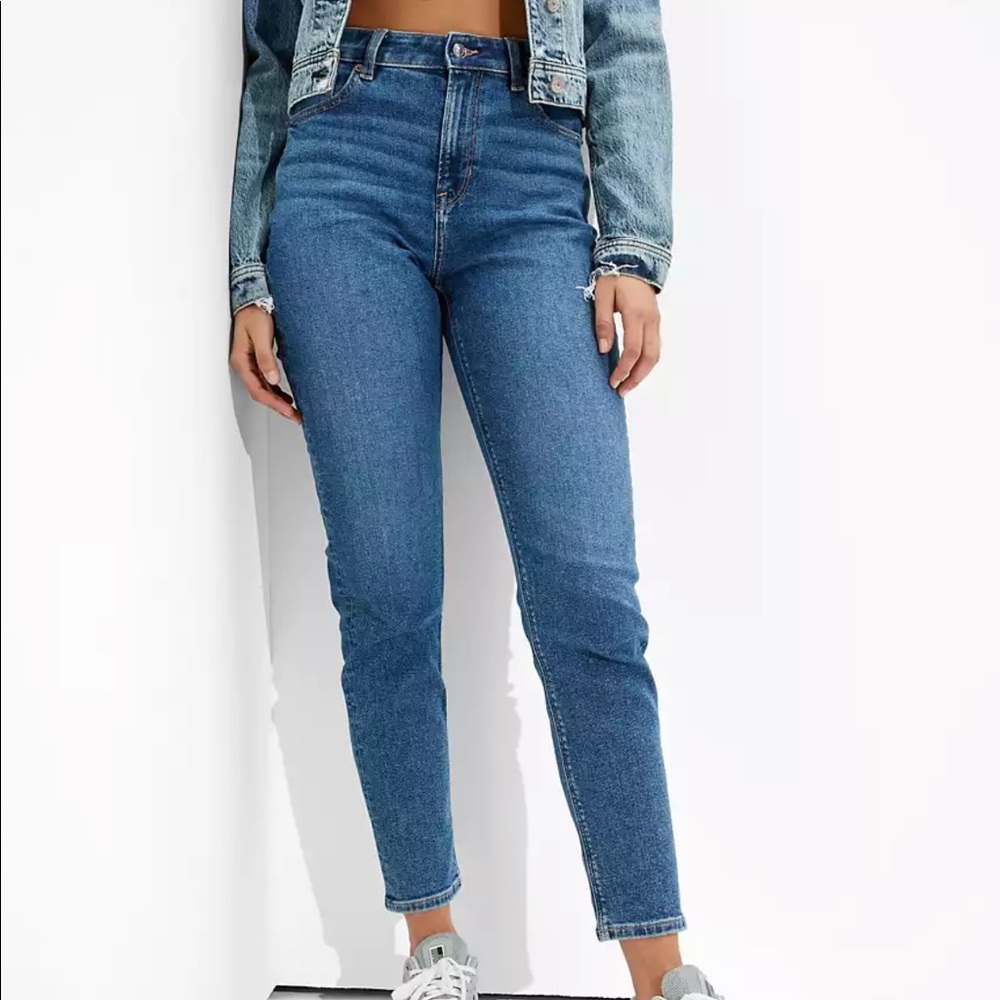 NWOT American Eagle Stretch Mom Jeans size 12